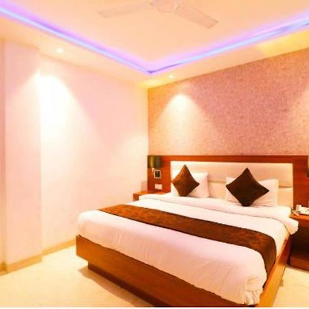 Hotel Royal Sky Luxury Near Delhi Airport Nowe Delhi Zewnętrze zdjęcie
