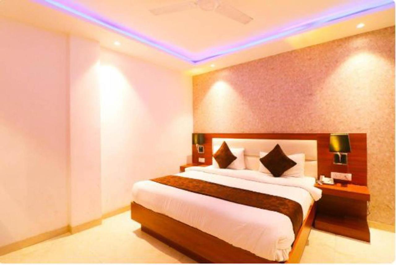 Hotel Royal Sky Luxury Near Delhi Airport Nowe Delhi Zewnętrze zdjęcie